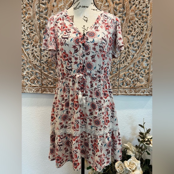 Knox Rose Dresses & Skirts - Knox Rose Pale Pink Floral Babydoll Flowy Mini Dress w/ Tie Cinch Waistband
